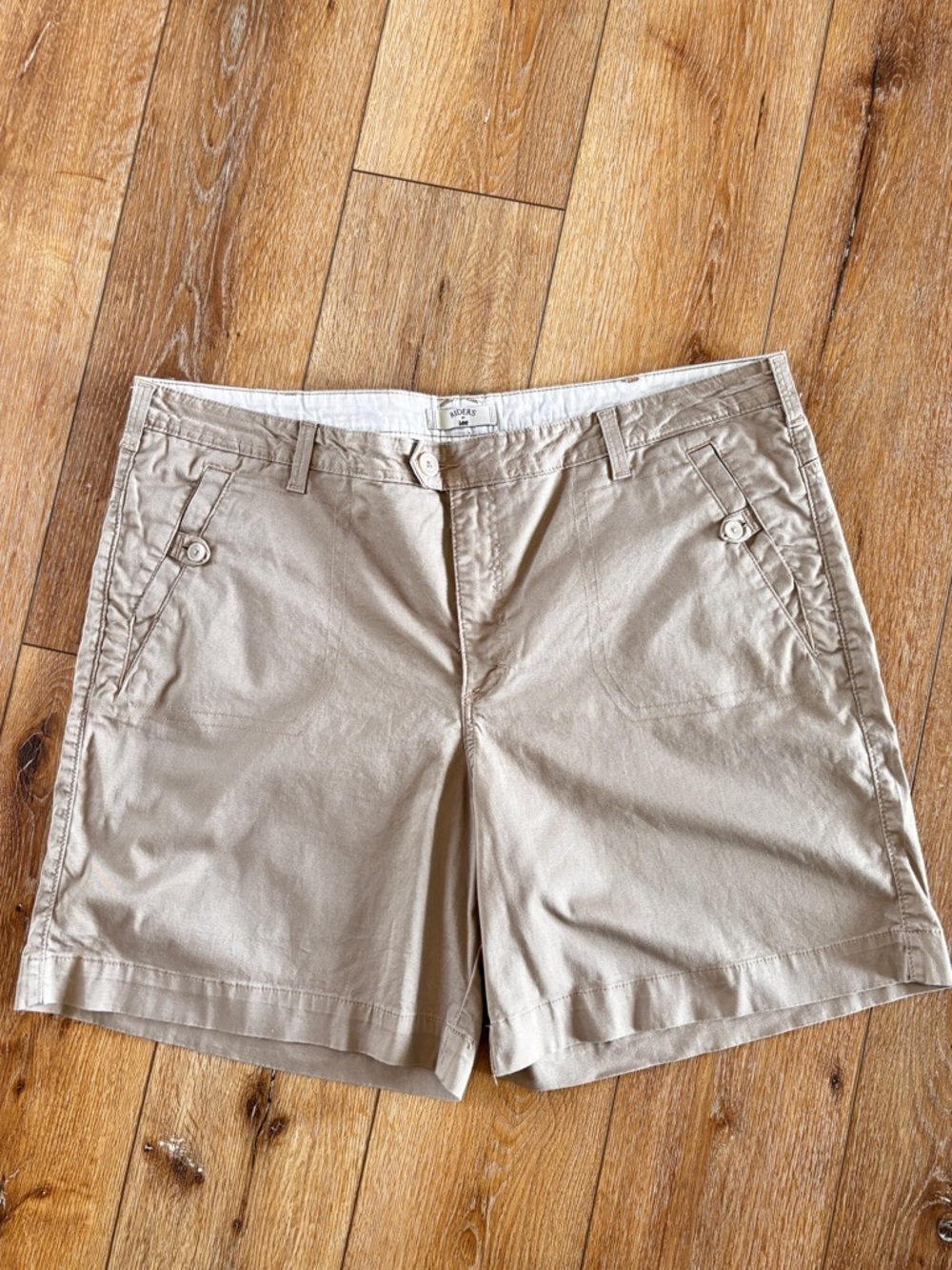 Riders By Lee Womens Bermuda Shorts Plus Sz 22W Chino Stretch Pockets Khaki Golf